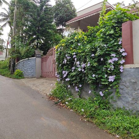 Ferndale Homestay Thekkady Eksteriør billede