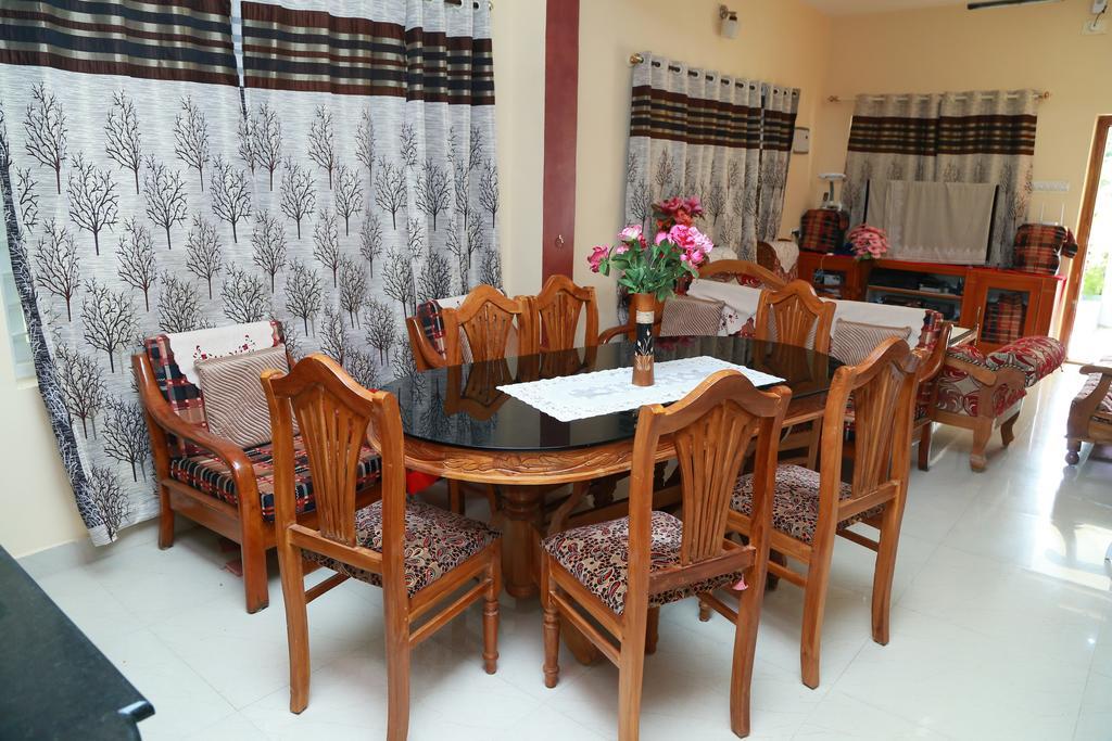 Ferndale Homestay Thekkady Eksteriør billede